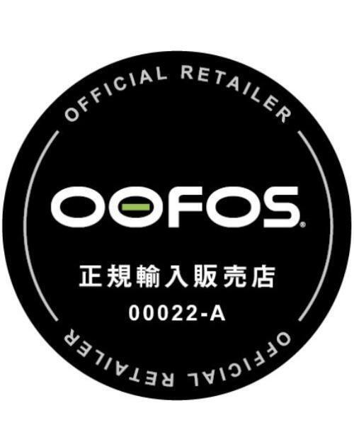 OOFOS(ウーフォス)の「OOFOS/ウーフォス OOAHH+ ウーアープラス リカバリーサンダル ユニセックス(サンダル・レディース・ブラック・28/27/26/25/24/23)」の2枚目の写真