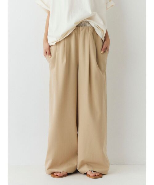 Ungrid（アングリッド）の「ウエストデザインラインパンツ（その他パンツ・レディース・ベージュ/ネイビー/チャコールグレー・FREE）」の2枚目の写真