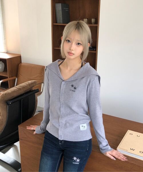 COIRIS_(コイリス)の「メルリンセラ Vネックカーディガン (3カラー)(カーディガン/ボレロ・レディース・ブラック/グレー系その他2/ホワイト・FREE)」の18枚目の写真