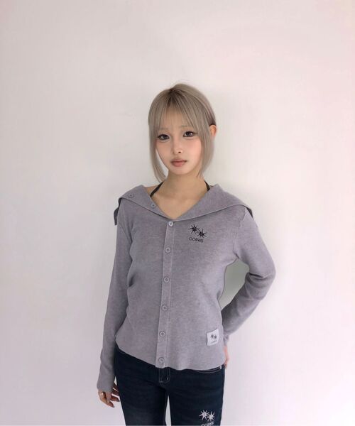 COIRIS_(コイリス)の「メルリンセラ Vネックカーディガン (3カラー)(カーディガン/ボレロ・レディース・ブラック/グレー系その他2/ホワイト・FREE)」の19枚目の写真