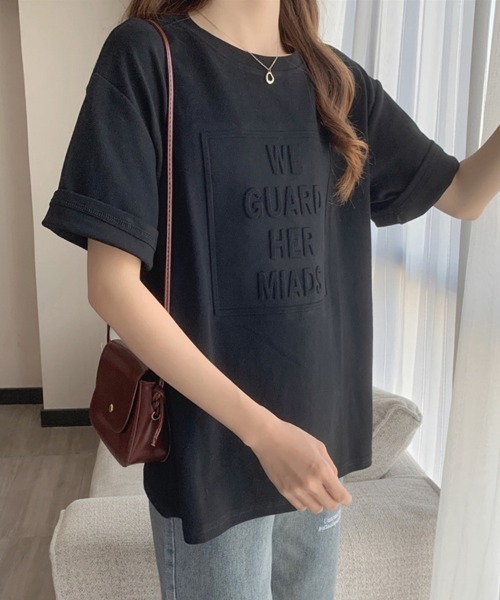 SallyLunn(サリーラン)の「【シンプルなのに存在感のある】3DエンボスロゴTシャツ(Tシャツ/カットソー・レディース・ホワイト/ブラック/ブルー・MEDIUM/LARGE)」の17枚目の写真