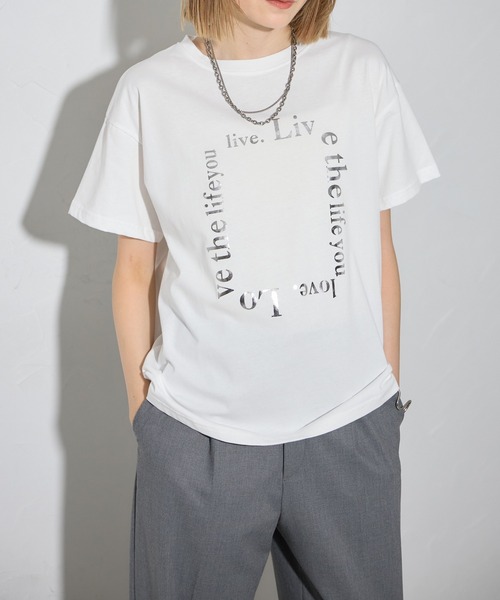 each(イーチ)の「箔プリントアソートロゴ半袖Tシャツ(Tシャツ/カットソー・レディース・イエロー/ホワイト/ブラック/ホワイト×シルバー/ブラック×シルバー/ブルー・FREE)」の15枚目の写真