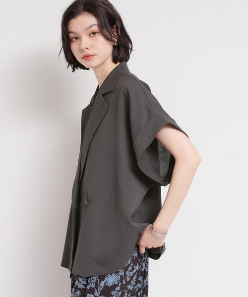 THE SHOP TK (ザ ショップ ティーケー )の「【夏の通勤スタイルに】涼やかな着心地 麻調ダブルブレストジャケット(テーラードジャケット・レディース・スミクロ/ベージュ・13/12)」の17枚目の写真
