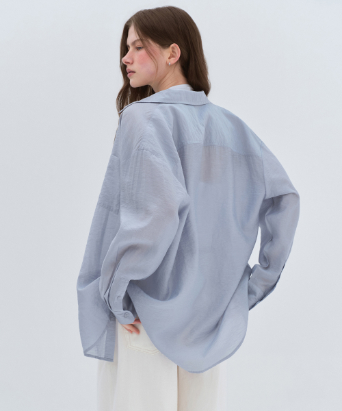 MUSINSA STANDARD WOMAN（ムシンサスタンダードウーマン）の「ウィメンズオーバーサイズクリンクルシルキーシャツ[ブルーグレー]（シャツ/ブラウス・レディース・その他・X-SMALL/SMALL/MEDIUM/LARGE）」の4枚目の写真