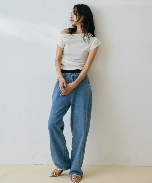 DRWCYS（ドロシーズ）の「タックアシメオフショルトップス（Tシャツ/カットソー・レディース・ライトグレー/ブラック/アイボリー・FREE）」の19枚目の写真