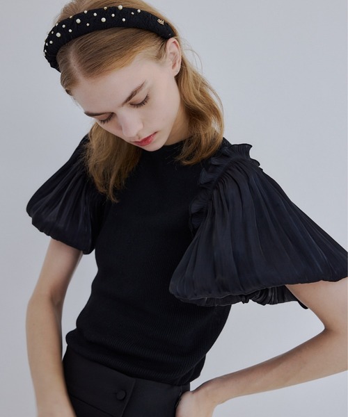 ORGUE(オルグ)の「Puff sleeve knit tops/パフスリーブニットトップス(Tシャツ/カットソー・レディース・ホワイト/ブラック/グレー・FREE)」の3枚目の写真