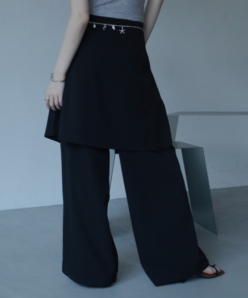 VACANCY(ヴァカンシー)の「ハーフパンツ風レイヤードスラックス(スラックス・レディース・ホワイト/ブラック・LARGE/MEDIUM/SMALL)」の15枚目の写真