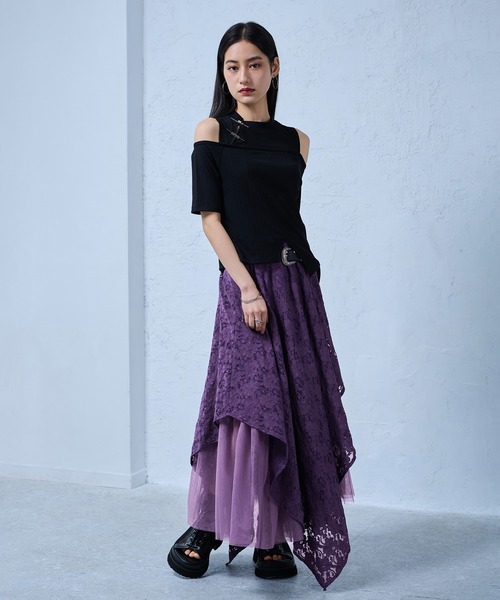 Ellno de Mavie（エルノデメヴィ）の「チャイナピンカットアウトリブトップス（Tシャツ/カットソー・レディース・ブラック/パープル/ブルー・FREE）」の18枚目の写真