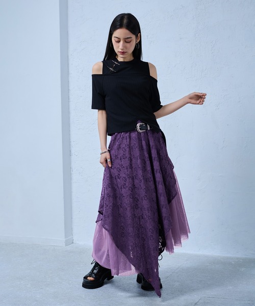 Ellno de Mavie（エルノデメヴィ）の「チャイナピンカットアウトリブトップス（Tシャツ/カットソー・レディース・ブラック/パープル/ブルー・FREE）」の19枚目の写真