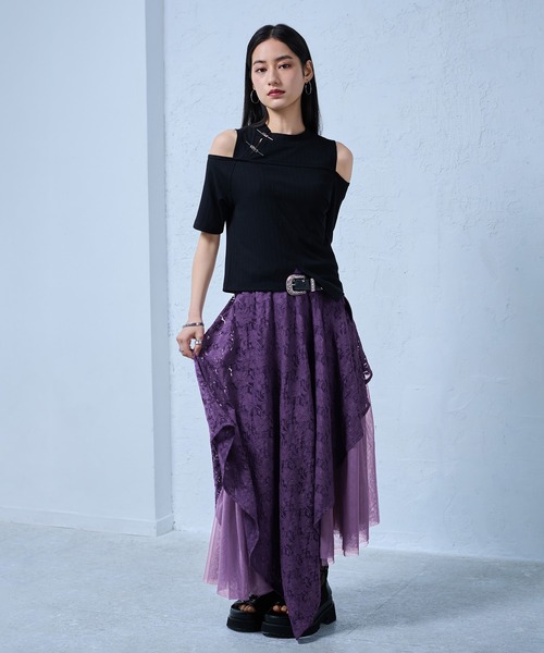 Ellno de Mavie（エルノデメヴィ）の「チャイナピンカットアウトリブトップス（Tシャツ/カットソー・レディース・ブラック/パープル/ブルー・FREE）」の16枚目の写真