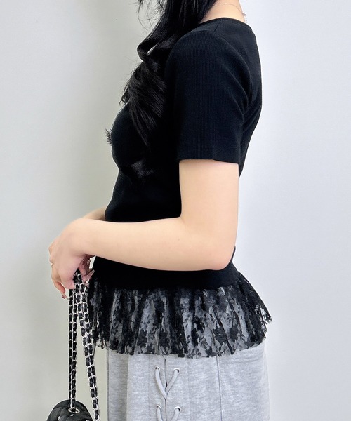 INGNI(イング)の「レースレイヤードラインストーンクロスロゴリブトップス(Tシャツ/カットソー・レディース・ブラック/オフホワイト/グレー・M)」の14枚目の写真