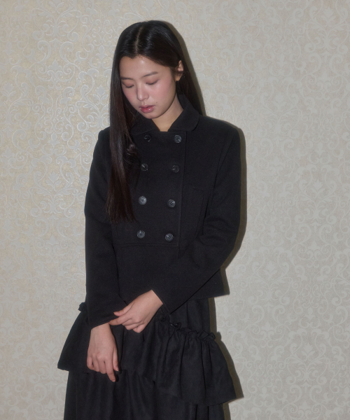 LETERIE(レテリー)の「DOUBLE-BUTTON PLEATED COAT_BLACK(チェスターコート・レディース・ブラック・FREE)」の3枚目の写真