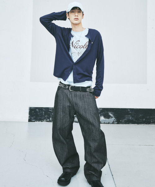 NICK&NICOLE(ニックアンドニコール)の「CURVED WIDE COTTON DENIM PANTS_BLACK(デニムパンツ・メンズ・その他・SMALL/MEDIUM/LARGE)」の3枚目の写真