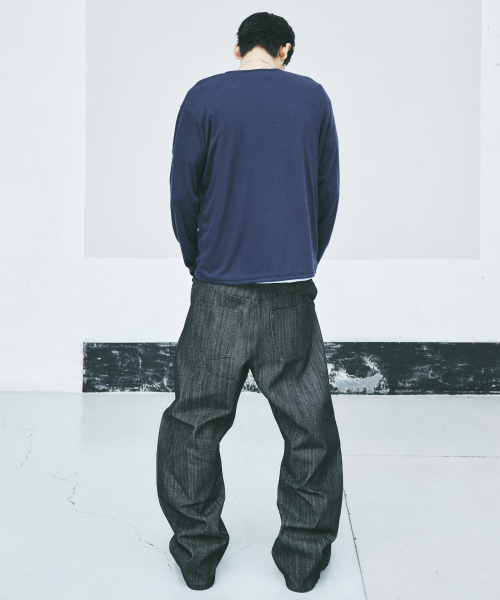 NICK&NICOLE(ニックアンドニコール)の「CURVED WIDE COTTON DENIM PANTS_BLACK(デニムパンツ・メンズ・その他・SMALL/MEDIUM/LARGE)」の4枚目の写真
