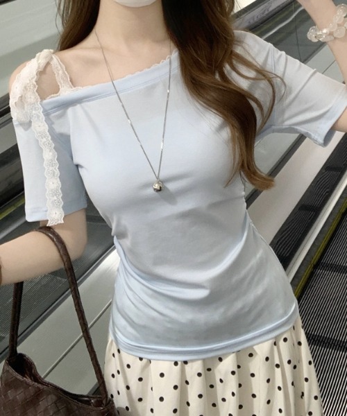 AMAJI(アマジ)の「ワンショルダー レース 切替 リボン付き 半袖Tシャツ(Tシャツ/カットソー・レディース・ライトブルー・X-LARGE/LARGE/MEDIUM/SMALL)」の5枚目の写真