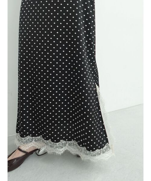 LAGUNAMOON（ラグナムーン）の「ドットナロースカート 【夏服】【オフィスカジュアル】（スカート・レディース・ブラック/ホワイト・SMALL/MEDIUM）」の13枚目の写真