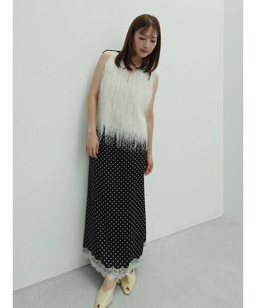 LAGUNAMOON（ラグナムーン）の「ドットナロースカート 【夏服】【オフィスカジュアル】（スカート・レディース・ブラック/ホワイト・SMALL/MEDIUM）」の16枚目の写真