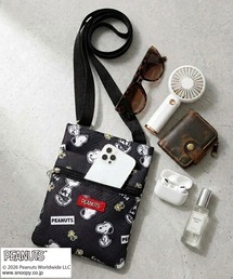 SNOOPY（スヌーピー）の「PEANUTS SNOOPY（ピーナッツ スヌーピー）キャラクタープリント ミニショルダーバッグ/スマホポーチ/サコッシュ（ショルダーバッグ）」