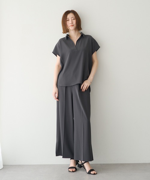 YECCA VECCA(イェッカヴェッカ)の「【接触冷感】COOLスキッパーブラウス【セットアップ対応】(シャツ/ブラウス・レディース・アイボリー/チャコールグレー/ブルー・FREE)」の9枚目の写真