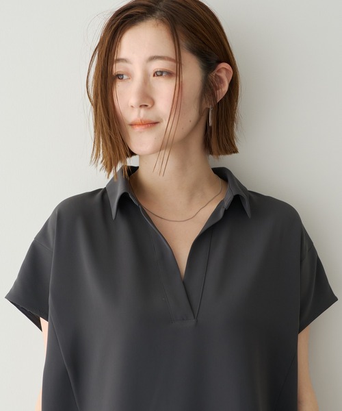 YECCA VECCA(イェッカヴェッカ)の「【接触冷感】COOLスキッパーブラウス【セットアップ対応】(シャツ/ブラウス・レディース・アイボリー/チャコールグレー/ブルー・FREE)」の13枚目の写真