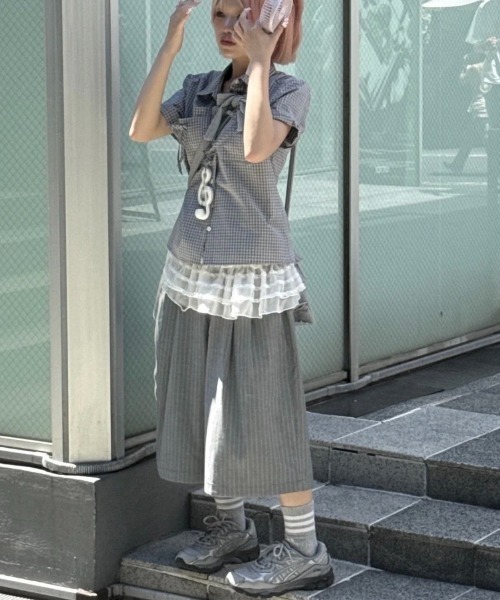 Never mind the XU / Chikashitsu+(ネバーマインド ザ エックスユー / チカシツプラス)の「【nmtc+】stripe slacks shorts (2color) / 【エヌエムティーシープラス】ストライプスラックスハーフパンツ(スラックス・メンズ・グレー/ブラック・ONE SIZE)」の12枚目の写真
