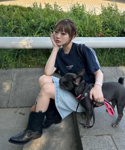 tommy jeans(トミー ジーンズ)の「【オンライン限定】ユニセックス スポーツクラブレギュラーフィットショートスリーブTシャツ(Tシャツ/カットソー・メンズ・ホワイト/マルチ・X-LARGE/LARGE/MEDIUM/SMALL)」の10枚目の写真