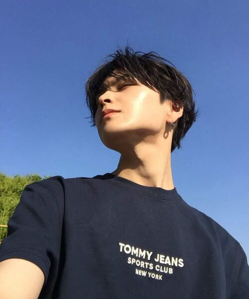 tommy jeans(トミー ジーンズ)の「【オンライン限定】ユニセックス スポーツクラブレギュラーフィットショートスリーブTシャツ(Tシャツ/カットソー・メンズ・ホワイト/マルチ・X-LARGE/LARGE/MEDIUM/SMALL)」の11枚目の写真