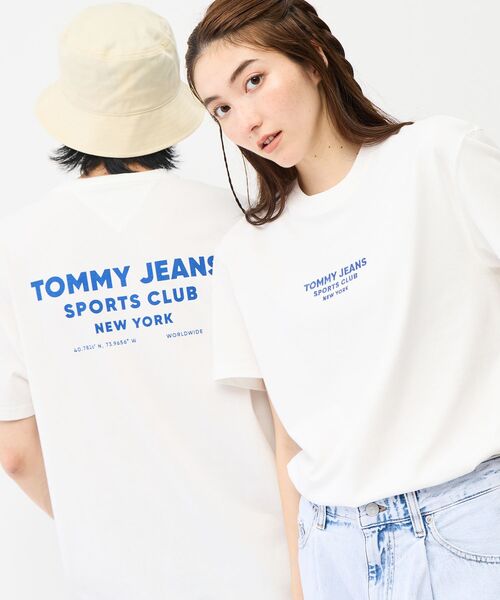 tommy jeans(トミー ジーンズ)の「【オンライン限定】ユニセックス スポーツクラブレギュラーフィットショートスリーブTシャツ(Tシャツ/カットソー・メンズ・ホワイト/マルチ・X-LARGE/LARGE/MEDIUM/SMALL)」の21枚目の写真