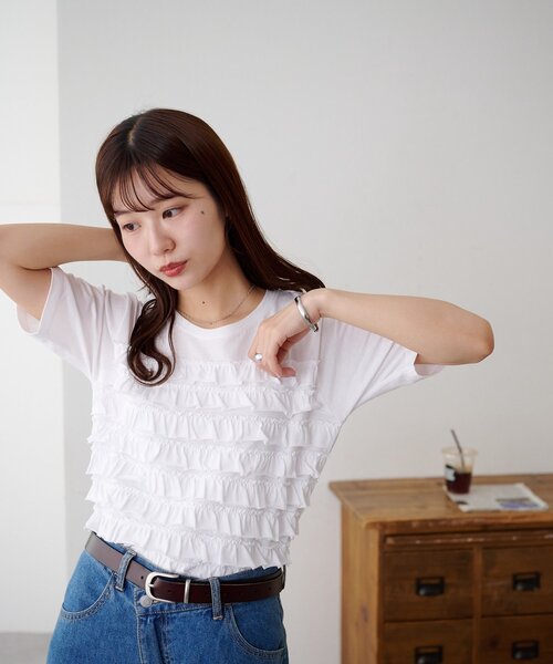 DISCOAT(ディスコート)の「フリルたたきTシャツ(Tシャツ/カットソー・レディース・ブラック/オフホワイト・FREE)」の4枚目の写真
