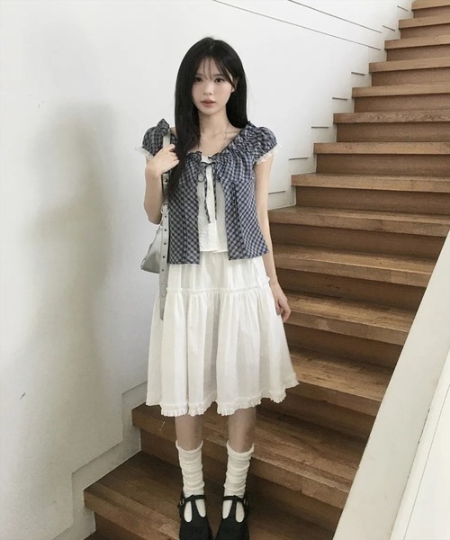 STAY MOTION（ステイモーション）の「【WEB限定】レイヤード風チェック柄フロントリボンブラウス［骨格ウェーブ／フェミニン／大人可愛い／ガーリー／韓国ファッション］（シャツ/ブラウス・レディース・ブラウン/ネイビー・F）」の13枚目の写真