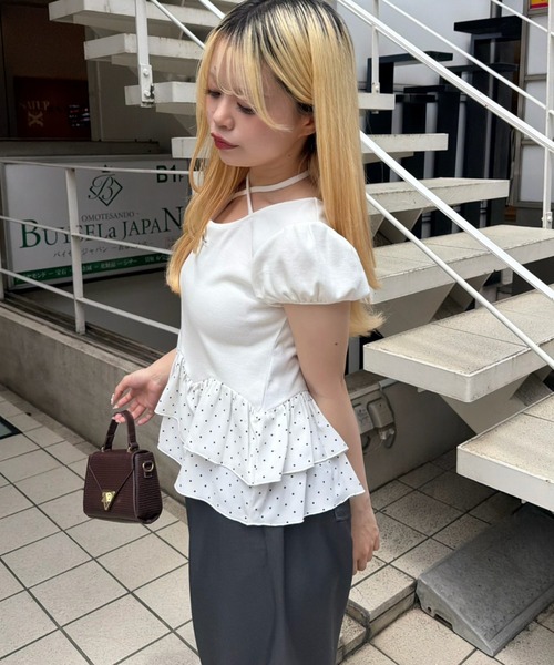 continuer de NICE CLAUP（コンティニューデナイスクラップ）の「フリフリペプラムパフT（Tシャツ/カットソー・レディース・ブラック/オフホワイト/ピンク・FREE）」の22枚目の写真