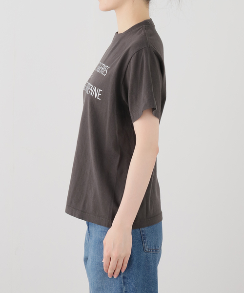La TOTALITE(ラトータリテ)の「REGENCY WORKS/リージェンシー ワークス ロゴTシャツ(Tシャツ/カットソー・レディース・レッド/チャコールグレー・FREE)」の3枚目の写真