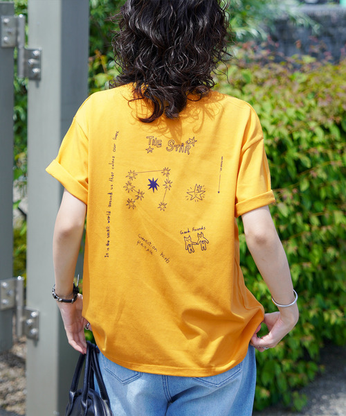 Chillfar(チルファー)の「Chillfar バッグロゴデザインカラフルTEEシャツ(Tシャツ/カットソー・レディース・ブルー/イエロー/ピンク/レッド/レッド系1/レッド系/ピンク系1/ピンク系/イエロー系1/イエロー系・FREE)」の4枚目の写真