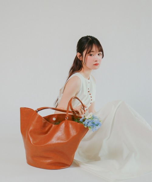mic by Olu.(ミックバイオルドット)の「< ZOZOTOWN限定 >クラシックボタンワンピース(ワンピース・レディース・ホワイト/ブラック・SMALL/MEDIUM)」の16枚目の写真