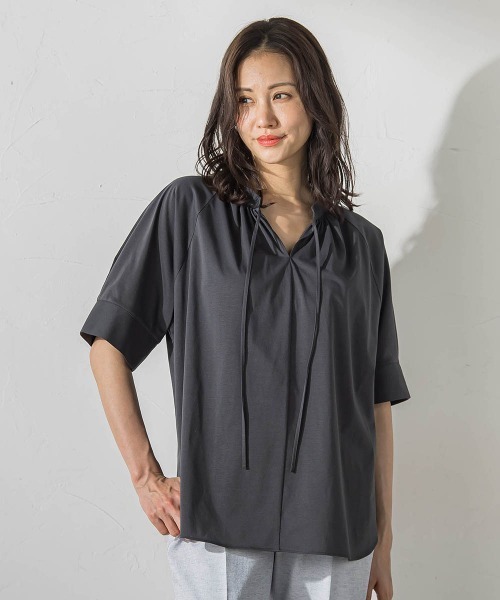 LAUTREAMONT(ロートレアモン)の「ブラウスカットソー(Tシャツ/カットソー・レディース・チャコールグレー/グリーン系その他/ブルー・9号)」の2枚目の写真