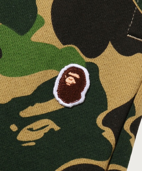 A BATHING APE(アベイシングエイプ)の「ABC CAMO ONE POINT RELAXED FIT SWEATPANTS(スウェットパンツ・メンズ・ブルー/ピンク/グリーン・SMALL/LARGE/MEDIUM/X-LARGE)」の7枚目の写真