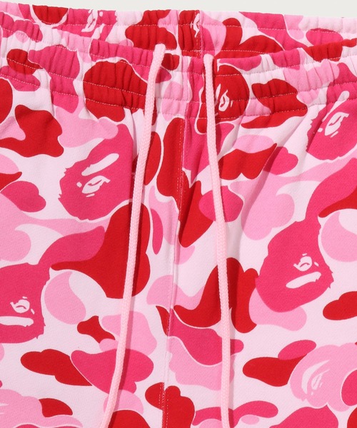 A BATHING APE(アベイシングエイプ)の「ABC CAMO ONE POINT RELAXED FIT SWEATPANTS(スウェットパンツ・メンズ・ブルー/ピンク/グリーン・SMALL/LARGE/MEDIUM/X-LARGE)」の12枚目の写真