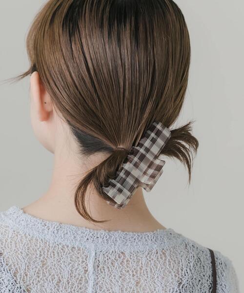 SMELLY(スメリー)の「シアーチェックスクエアバンス(バレッタ/ヘアクリップ・レディース・ブラウン・-)」の2枚目の写真
