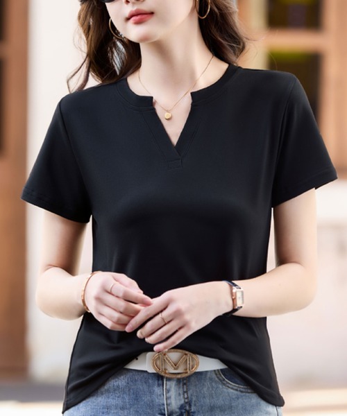 2ly2(トゥーリートゥー)の「キーネック 半袖カットソー 無地デザイン シンプルトップス デイリーTシャツ(Tシャツ/カットソー・レディース・グレー/ホワイト/ブラック・FREE)」の1枚目の写真