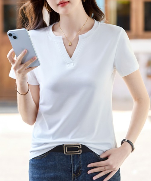 2ly2(トゥーリートゥー)の「キーネック 半袖カットソー 無地デザイン シンプルトップス デイリーTシャツ(Tシャツ/カットソー・レディース・グレー/ホワイト/ブラック・FREE)」の8枚目の写真