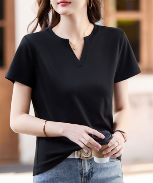 2ly2(トゥーリートゥー)の「キーネック 半袖カットソー 無地デザイン シンプルトップス デイリーTシャツ(Tシャツ/カットソー・レディース・グレー/ホワイト/ブラック・FREE)」の11枚目の写真
