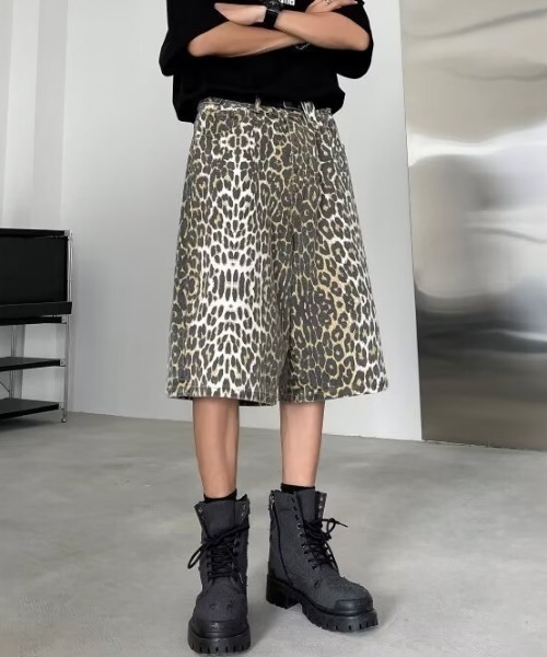 B.R.U(ブル)の「レオパード柄ハーフパンツ(デニムパンツ・メンズ・その他・LARGE/MEDIUM)」の3枚目の写真