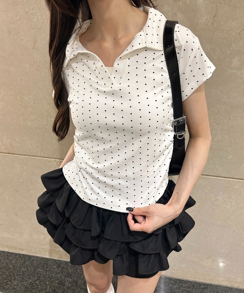 PHILLY(フィリー)の「襟付きドットピチTシャツ(シャツ/ブラウス・レディース・ブラック/ホワイト・FREE)」の1枚目の写真