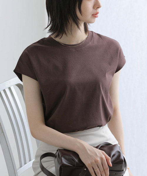 La TOTALITE(ラトータリテ)の「《追加》【洗える】接触冷感スムースハイネックプルオーバー(Tシャツ/カットソー・レディース・チャコールグレー/ホワイト/ブラウン/ブラック・FREE)」の4枚目の写真