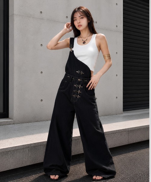 center i(センターアイ)の「フロントバックルデザインワイドブラックデニムパンツ(デニムパンツ・レディース・ブラック・M/S)」の7枚目の写真