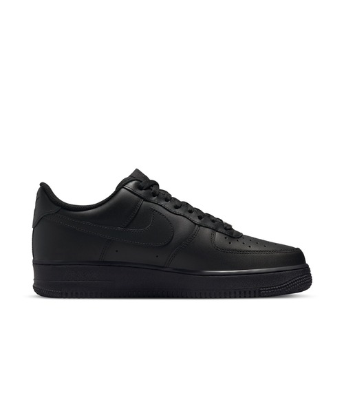 NIKE(ナイキ)の「NIKE Air Force 1 '07(ナイキ エア フォース 1 '07)(スニーカー・メンズ・ホワイト系/ブラック系・28.5cm/29cm/25.5cm/26cm/26.5cm/27cm/27.5cm/28cm)」の18枚目の写真