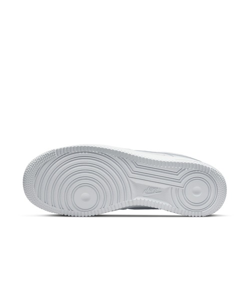 NIKE(ナイキ)の「NIKE Air Force 1 '07(ナイキ エア フォース 1 '07)(スニーカー・メンズ・ホワイト系/ブラック系・28.5cm/29cm/25.5cm/26cm/26.5cm/27cm/27.5cm/28cm)」の10枚目の写真