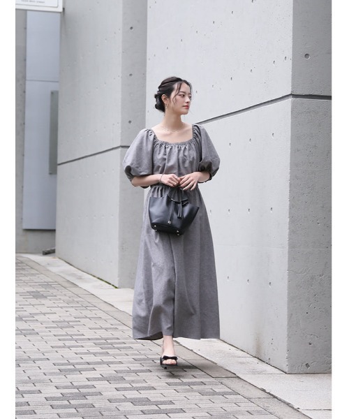 fifth（フィフス）の「【shieセレクト】スクエアネック2wayパフスリーブワンピース（ワンピース・レディース・チャコールグレー/ブラウン・M/XS）」の9枚目の写真
