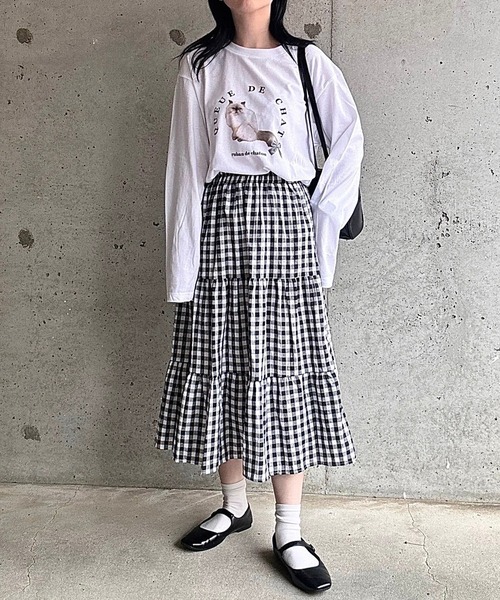 tunee(チュニー)の「グラフィックキャットプリントロンT/長袖Tシャツ(hsyd)(Tシャツ/カットソー・レディース・ホワイト・MEDIUM)」の1枚目の写真