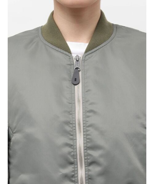 Ungrid(アングリッド)の「ショートルーズMA-1(MA-1・レディース・ブラック/カーキ・FREE)」の8枚目の写真